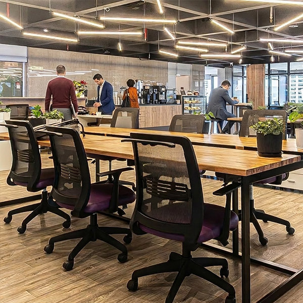 Escritorio de trabajo en microcentro